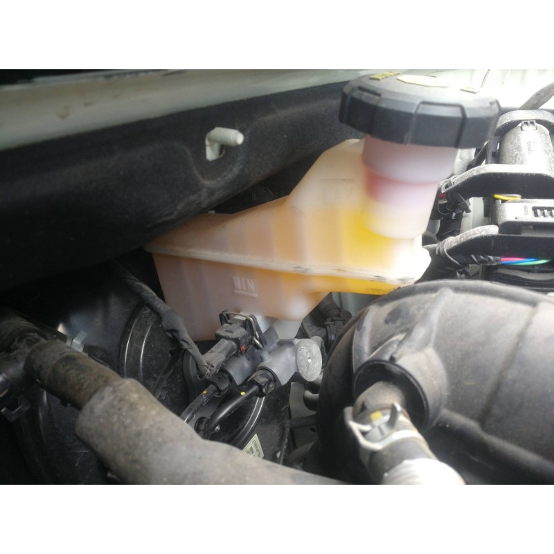 Recambio de bomba freno para kia stonic (ybcuv) business referencia OEM IAM 58510H8210  