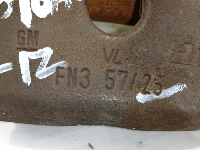 Recambio de pinza freno delantera izquierda para opel vectra b berlina comfort referencia OEM IAM FN35725  