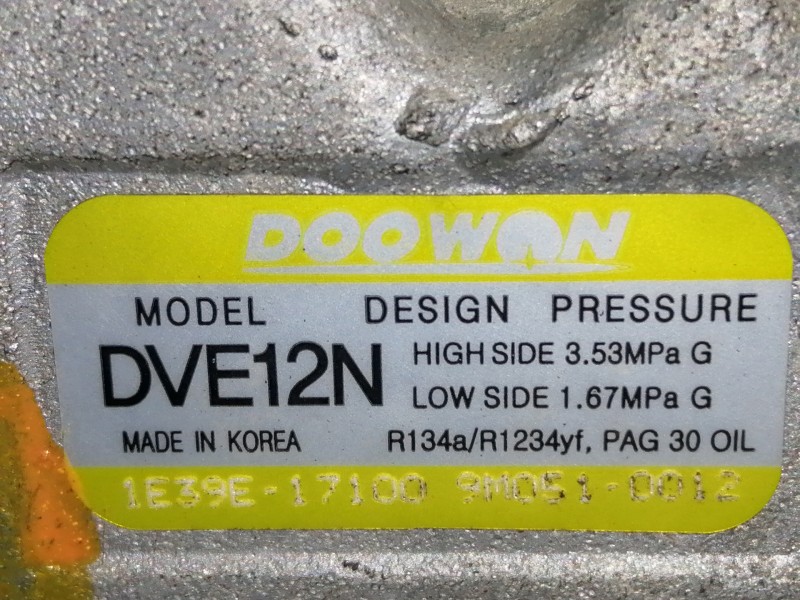 Recambio de compresor aire acondicionado para kia stonic (ybcuv) business referencia OEM IAM 1E39E17100 97701H8400 9M0510012