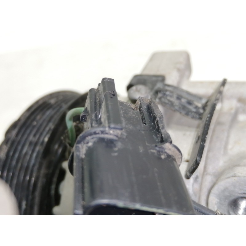Recambio de compresor aire acondicionado para kia stonic (ybcuv) business referencia OEM IAM 1E39E17100 97701H8400 9M0510012