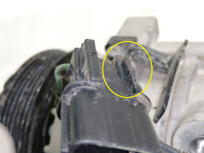 Recambio de compresor aire acondicionado para kia stonic (ybcuv) business referencia OEM IAM 1E39E17100 97701H8400 9M0510012