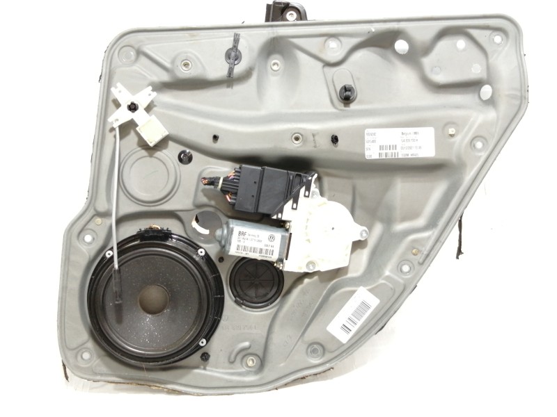 Recambio de elevalunas trasero derecho para volkswagen golf iv berlina (1j1) highline referencia OEM IAM 1J4839756E 1J4839730H 