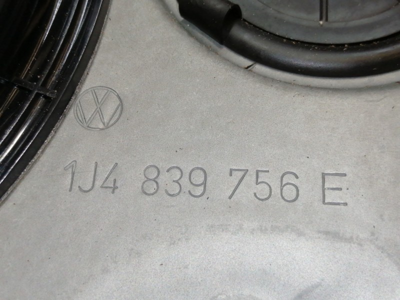 Recambio de elevalunas trasero derecho para volkswagen golf iv berlina (1j1) highline referencia OEM IAM 1J4839756E 1J4839730H 