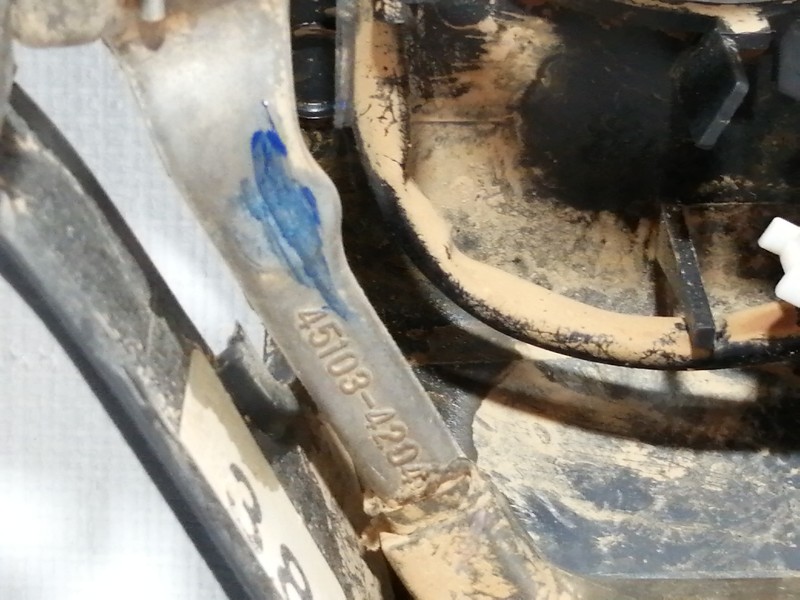 Recambio de volante para toyota rav 4 (a3) advance referencia OEM IAM 451034204  