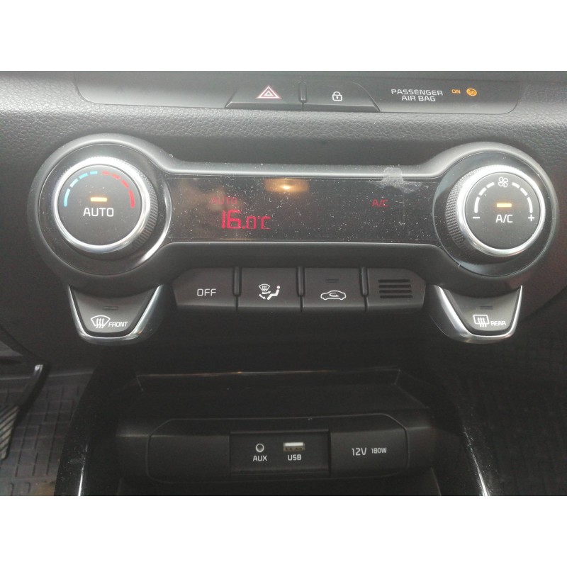 Recambio de mando calefaccion / aire acondicionado para kia stonic (ybcuv) business referencia OEM IAM 97250H8XXX 97250H8220 C20