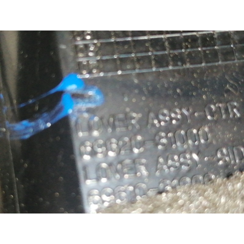 Recambio de rejilla aireadora para ssangyong actyon 200 xdi referencia OEM IAM 7661031000  