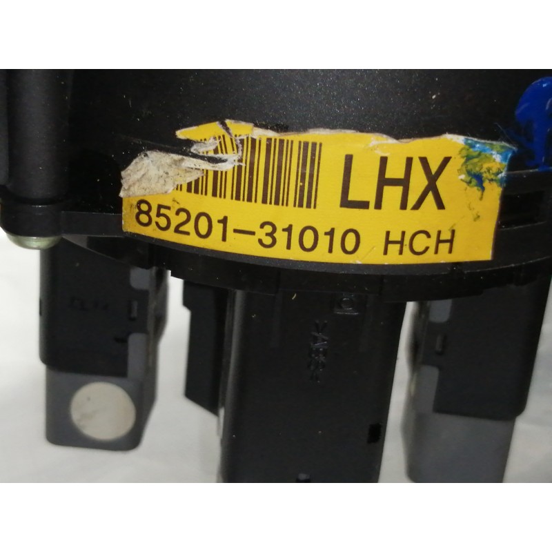 Recambio de rejilla aireadora para ssangyong actyon 200 xdi referencia OEM IAM 7661031000  