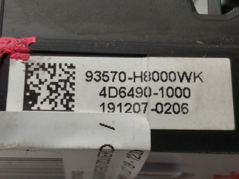 Recambio de mando elevalunas delantero izquierdo para kia stonic (ybcuv) business referencia OEM IAM 4D64901000 93570H800WK 1912