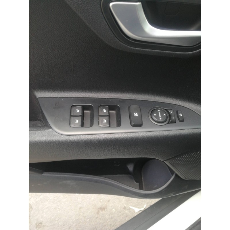 Recambio de mando elevalunas delantero izquierdo para kia stonic (ybcuv) business referencia OEM IAM 4D64901000 93570H800WK 1912