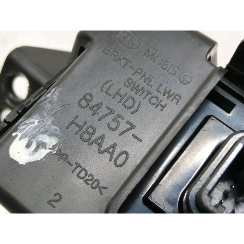 Recambio de mando multifuncion para kia stonic (ybcuv) business referencia OEM IAM 84757H8AA0  