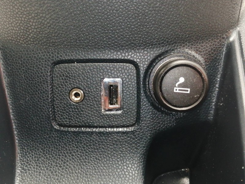 Recambio de cenicero para ford fiesta (cb1) trend referencia OEM IAM 98AG15K047AD  