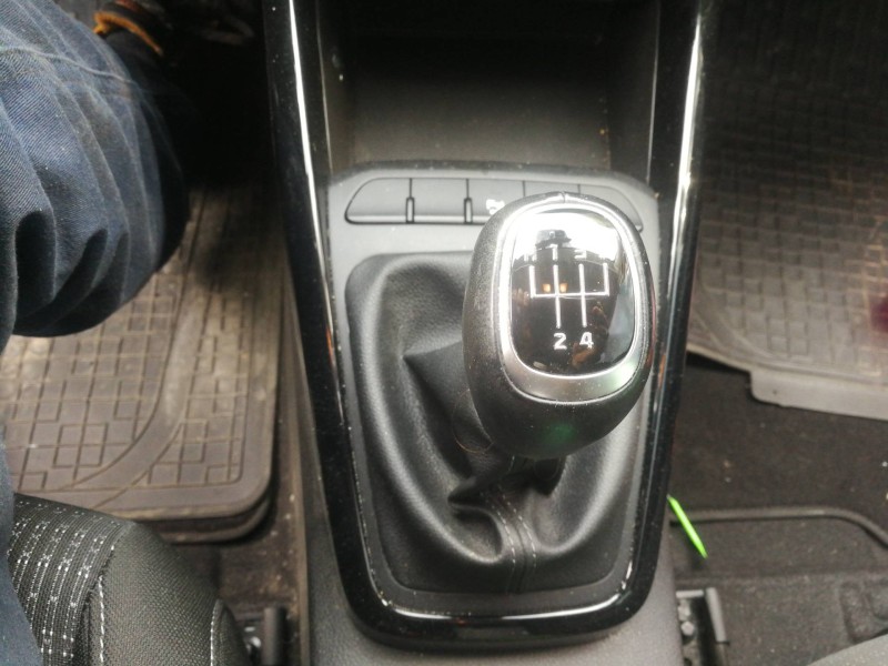 Recambio de pomo palanca cambio para kia stonic (ybcuv) business referencia OEM IAM 43700F9100  