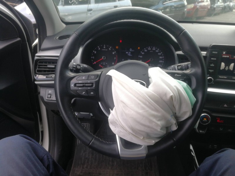 Recambio de volante para kia stonic (ybcuv) business referencia OEM IAM 56130H8000 56120H8000 