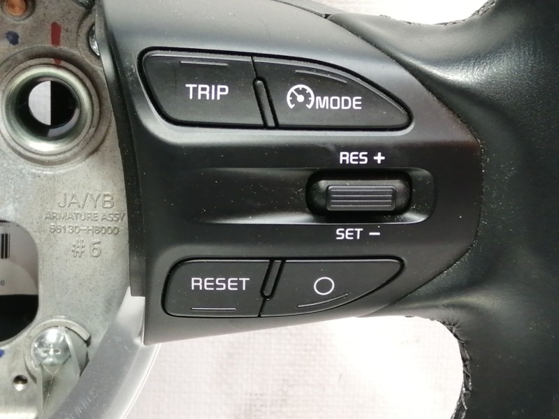 Recambio de volante para kia stonic (ybcuv) business referencia OEM IAM 56130H8000 56120H8000 