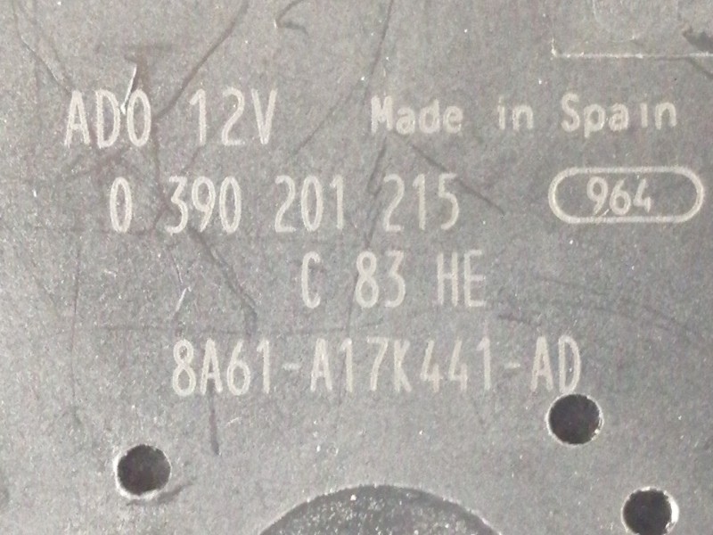 Recambio de motor limpia trasero para ford fiesta (cb1) trend referencia OEM IAM 8A61A17K441AD  