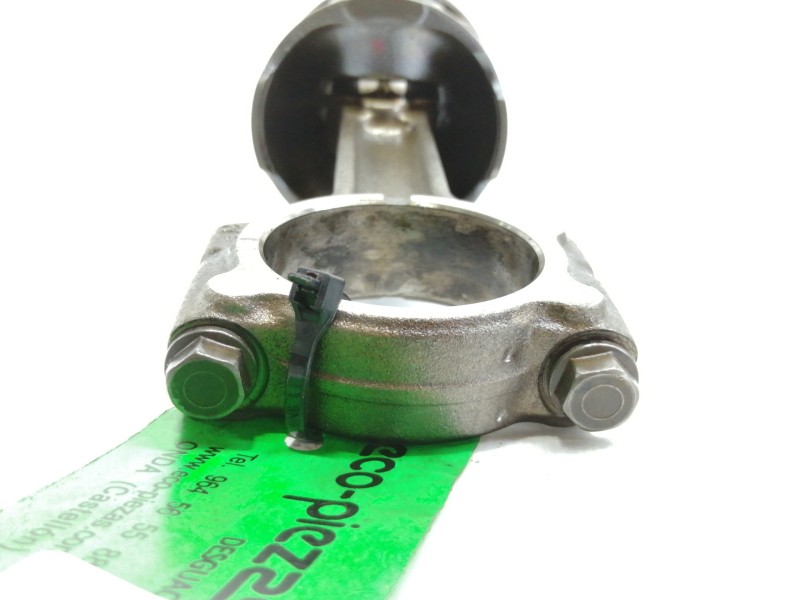 Recambio de piston para nissan tiida (c11x/sc11x) acenta referencia OEM IAM AE08120403B  