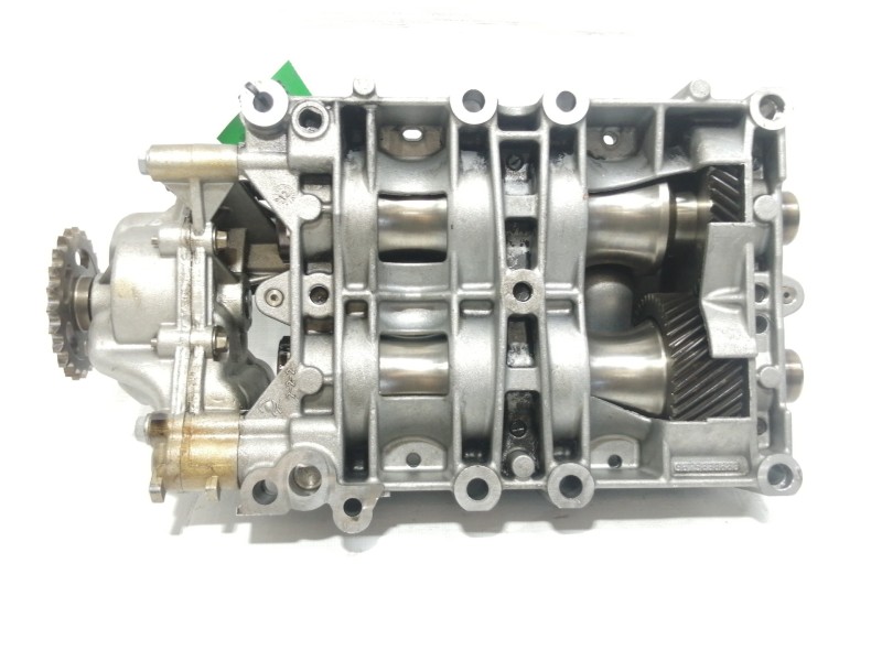 Recambio de bomba aceite para land rover freelander (lr2) td4 xs referencia OEM IAM 9636898380  