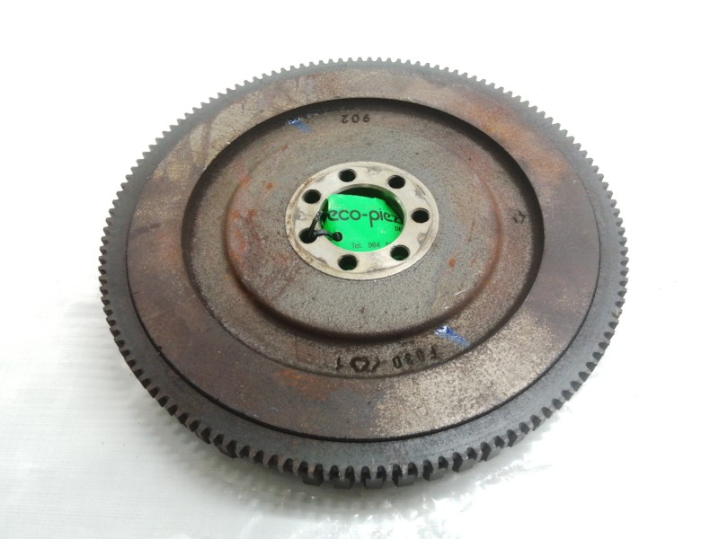 Recambio de volante motor para nissan tiida (c11x/sc11x) acenta referencia OEM IAM F030902  