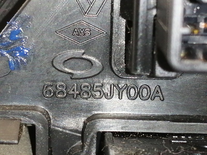 Recambio de warning para renault koleos dynamique pack2 referencia OEM IAM 68485JY00A  