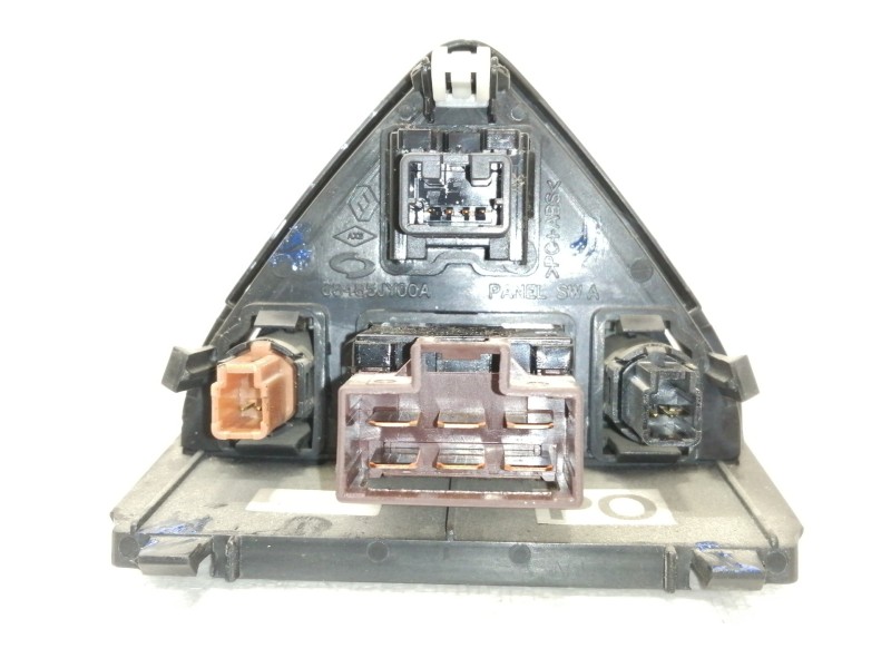 Recambio de warning para renault koleos dynamique pack2 referencia OEM IAM 68485JY00A  