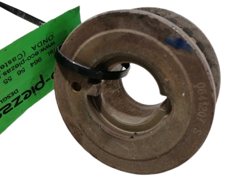 Recambio de polea cigueñal para ford fiesta (cb1) trend referencia OEM IAM 0641207  