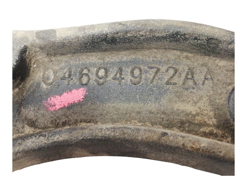 Recambio de brazo suspension inferior delantero derecho para chrysler voyager (rg) 2.4 cat referencia OEM IAM 4694972AA  