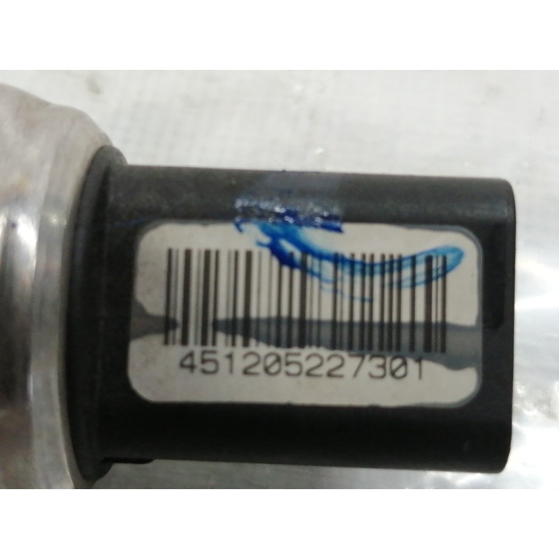 Recambio de rampa inyectora para ford fiesta (cb1) trend referencia OEM IAM 968529758002  