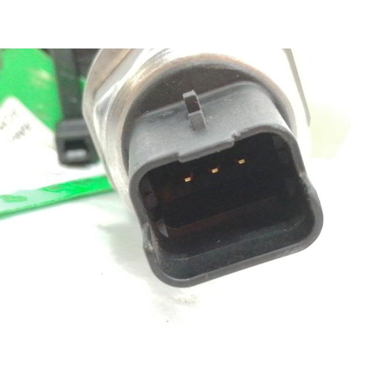 Recambio de rampa inyectora para ford fiesta (cb1) trend referencia OEM IAM 968529758002  