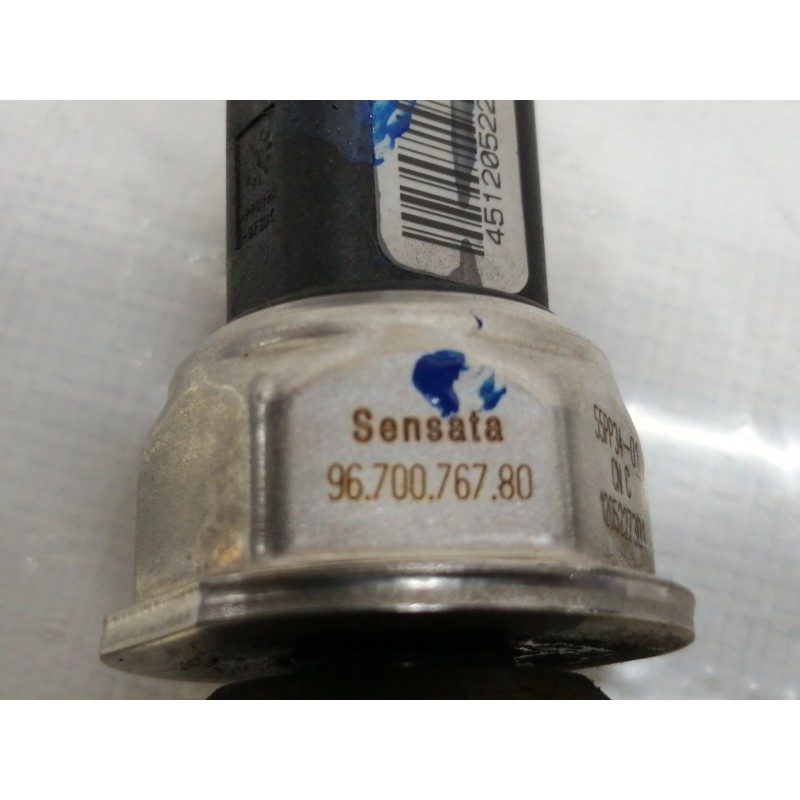 Recambio de rampa inyectora para ford fiesta (cb1) trend referencia OEM IAM 968529758002  