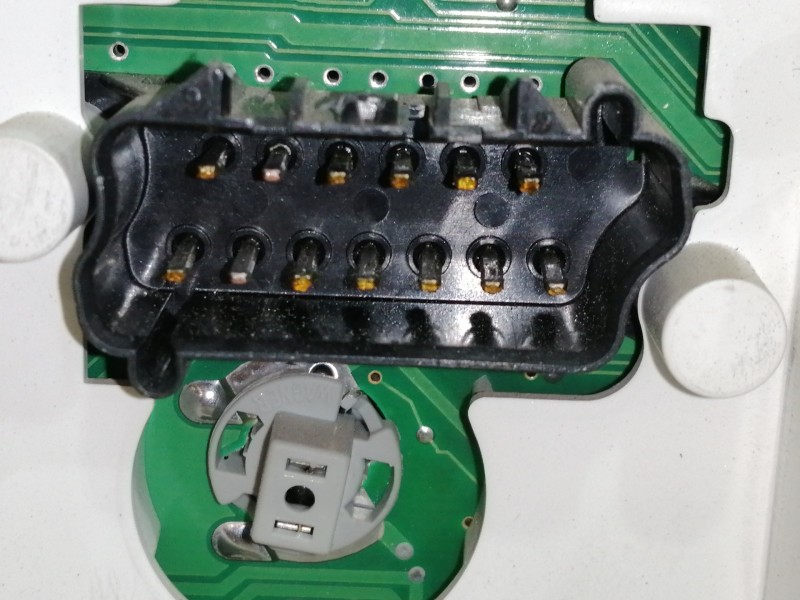 Recambio de cuadro instrumentos para chrysler voyager (rg) 2.4 cat referencia OEM IAM TN1575201002  