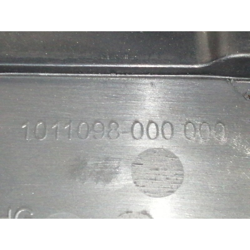 Recambio de apoyabrazos central para renault megane iii sport tourer emotion referencia OEM IAM 1011098000000  