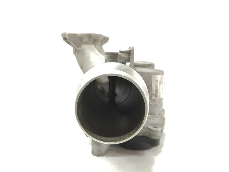 Recambio de caja mariposa para renault megane iii sport tourer emotion referencia OEM IAM 8200614985  