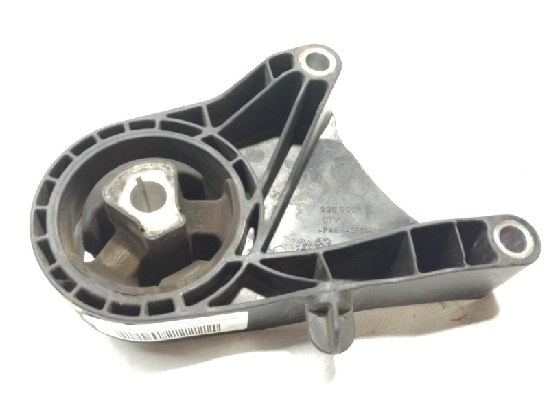 Recambio de soporte motor trasero para opel insignia berlina cosmo referencia OEM IAM BL13227767  