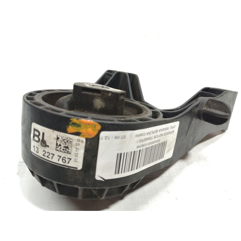 Recambio de soporte motor trasero para opel insignia berlina cosmo referencia OEM IAM BL13227767  