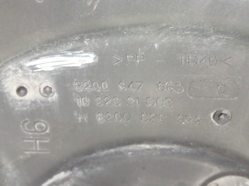 Recambio de filtro aire para renault megane iii sport tourer emotion referencia OEM IAM 8200947663  