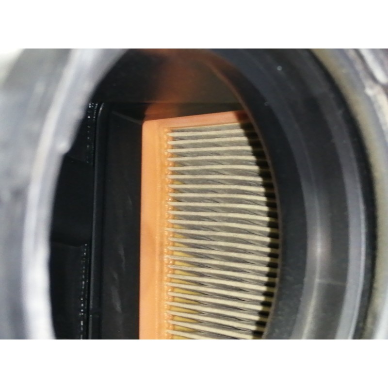 Recambio de filtro aire para renault megane iii sport tourer emotion referencia OEM IAM 8200947663  