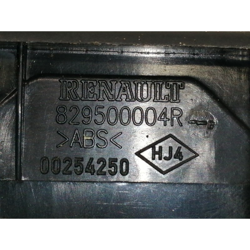 Recambio de mando elevalunas trasero izquierdo para renault megane iii sport tourer emotion referencia OEM IAM 829500004R 156024