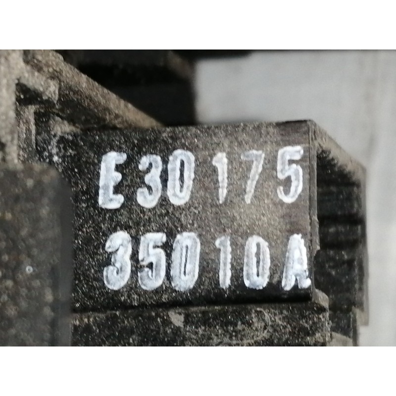 Recambio de mando luces para renault megane iii sport tourer emotion referencia OEM IAM E30175 35010A 1230650