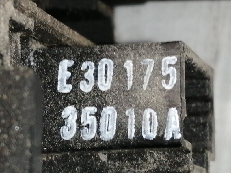 Recambio de mando luces para renault megane iii sport tourer emotion referencia OEM IAM E30175 35010A 1230650