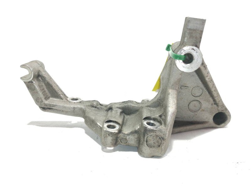 Recambio de soporte alternador para kia sorento 2.5 crdi vgt ex2 referencia OEM IAM   