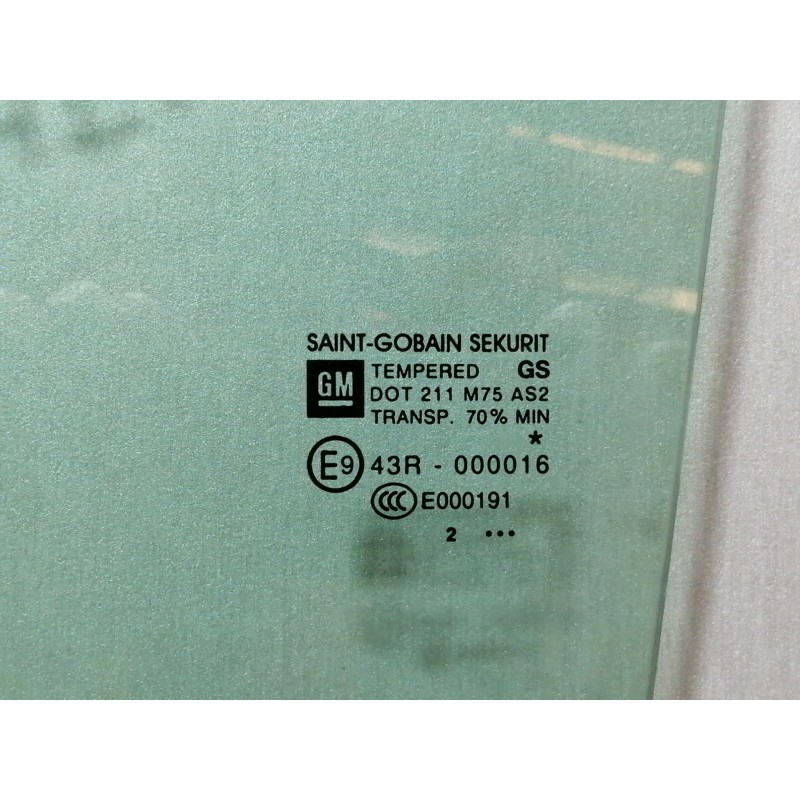 Recambio de luna delantera izquierda para opel adam glam ecoflex referencia OEM IAM 43R000016  