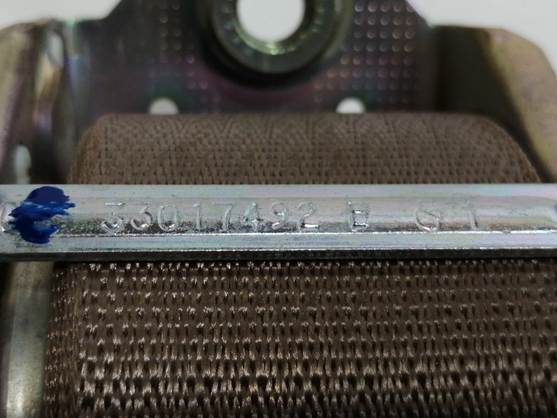 Recambio de cinturon seguridad trasero derecho para opel adam glam ecoflex referencia OEM IAM 33017492B  