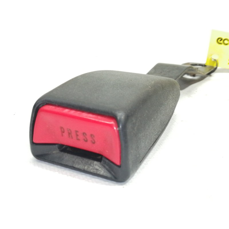 Recambio de enganche cinturon delantero izquierdo para opel monterey ltd referencia OEM IAM   