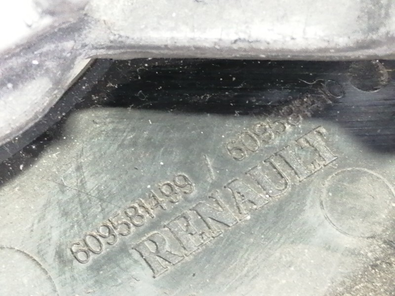 Recambio de volante para renault megane iii sport tourer emotion referencia OEM IAM 609581499 609581410 