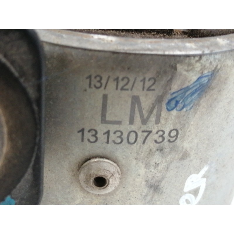 Recambio de soporte motor derecho para opel adam glam ecoflex referencia OEM IAM 13130739  