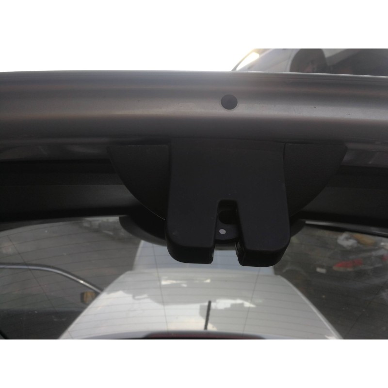 Recambio de cerradura maletero / porton para skoda fabia active referencia OEM IAM 8R0827505  