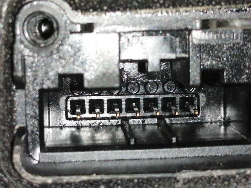 Recambio de cerradura puerta delantera izquierda para skoda fabia active referencia OEM IAM 6V1837015A  