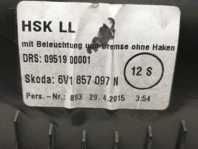 Recambio de guantera para skoda fabia active referencia OEM IAM 6V1857097N  