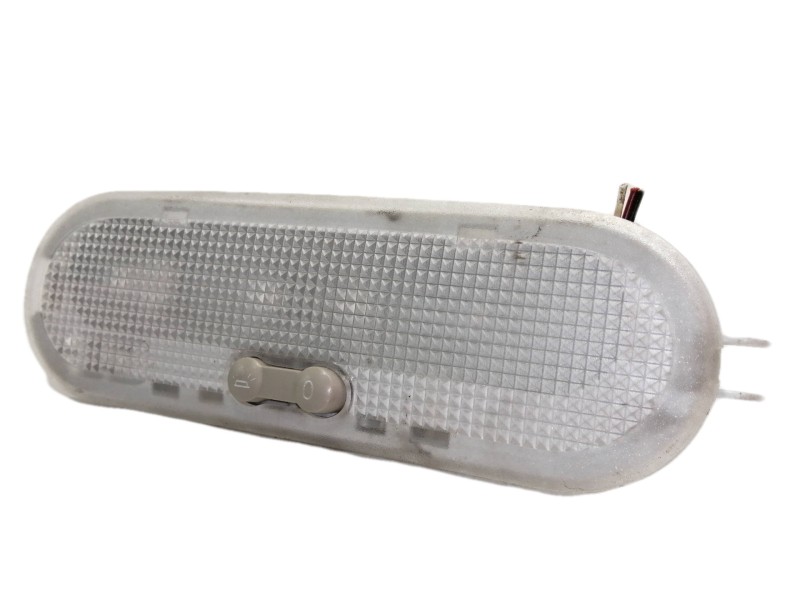 Recambio de luz interior para dacia sandero ambiance referencia OEM IAM 8200074362  