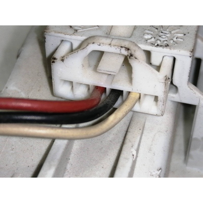 Recambio de luz interior para dacia sandero ambiance referencia OEM IAM 8200074362  